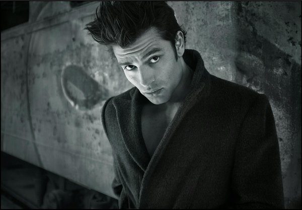 Transformez Votre Garde-Robe : Créez un Style Vintage Irrésistible avec Vos Vieux Vêtements