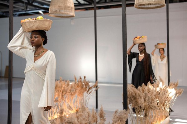 Découvrez l'artisanat textile du fabricant de polo personnalisé et vêtement de travail